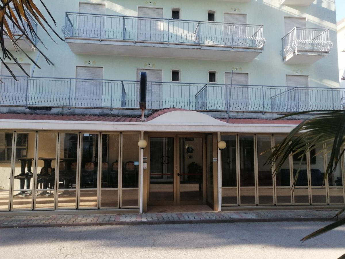 Hotel Arborea Lido di Jesolo Exterior foto